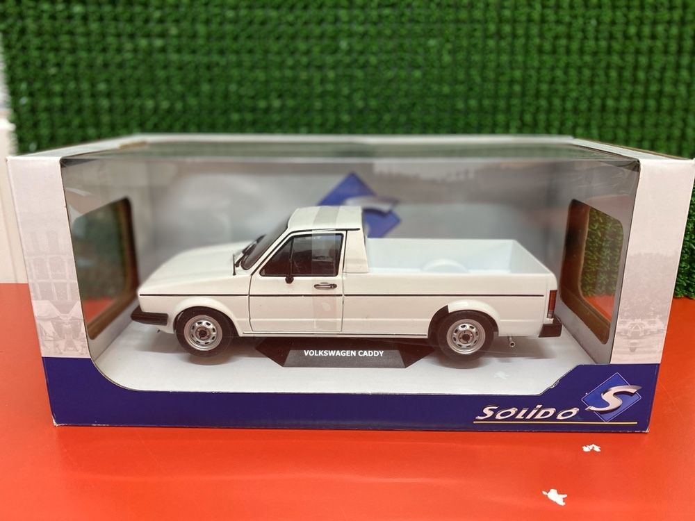 SOLIDO VOLKSWAGEN CADDY MK1 PICK-UP machetă de colecție scara 1:18