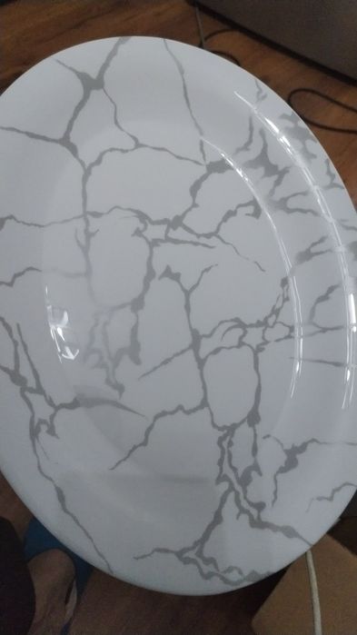 Набор шикарной посуды под мрамор