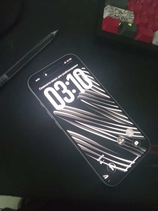 Iphone 16 в почти идеальном состоянии