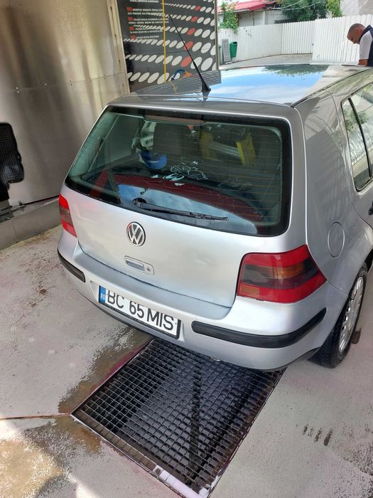 Golf 4 , 1.4 benzină