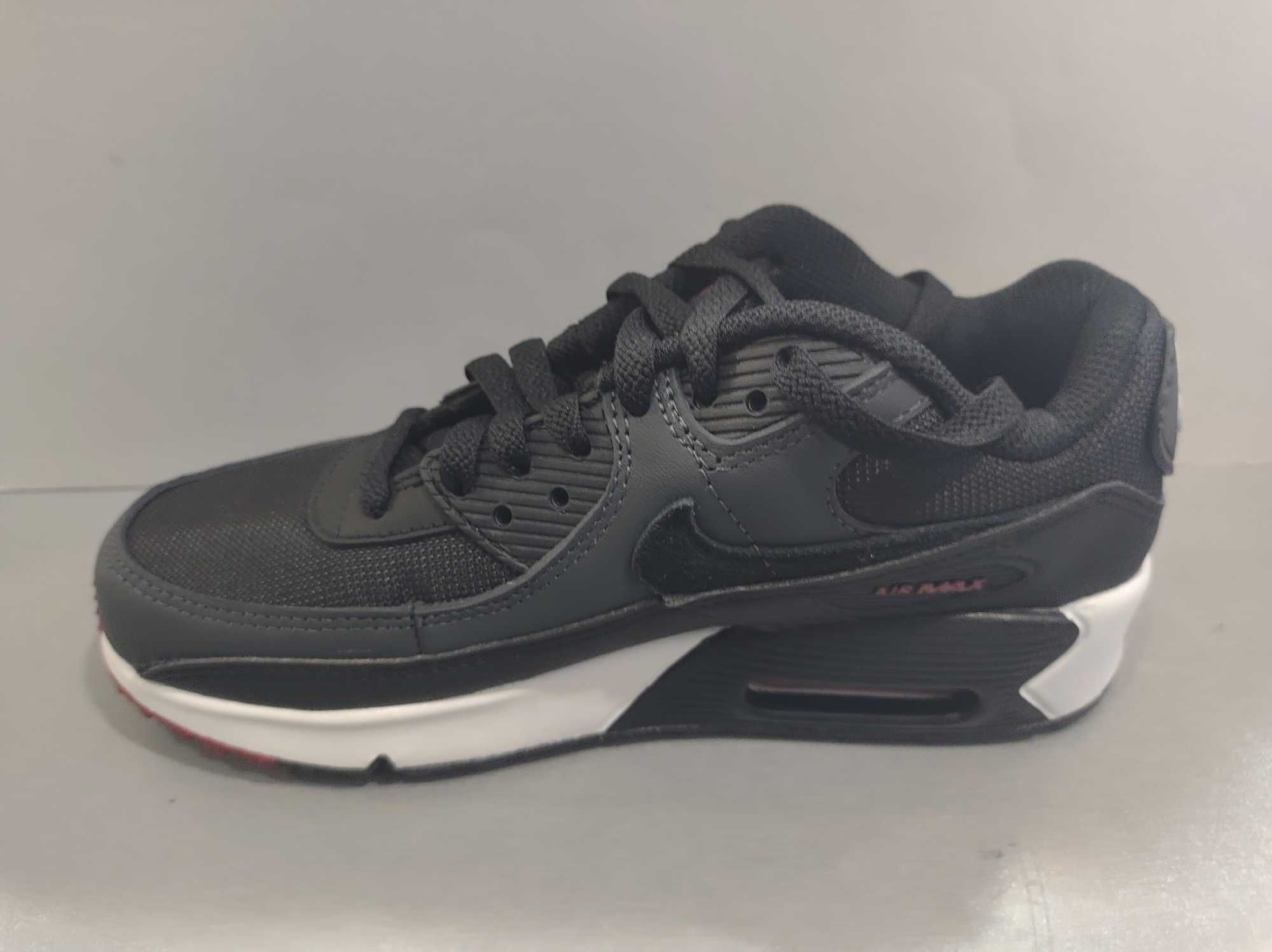 Nike Air Мax 90 N38,5.Маратонки с камера.Нови.Оригинал.