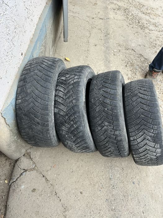 Продам зимние шины 185/65/15