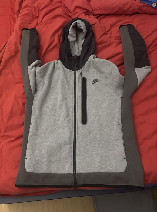 Nike Tech Fleece