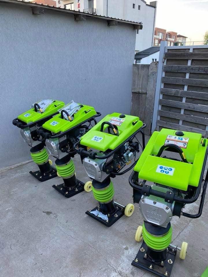 Compactor de închiriat