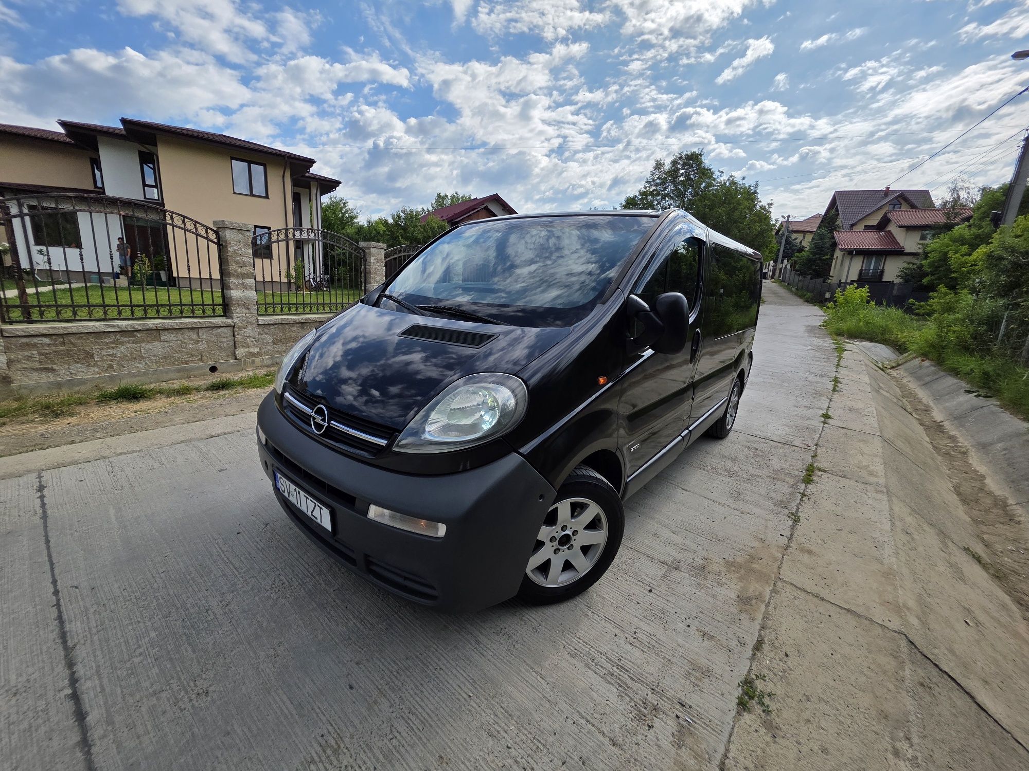 Opel Vivaro 9locuri 1.9DTI 2003 Inm.Ro Rate 0%AVANS