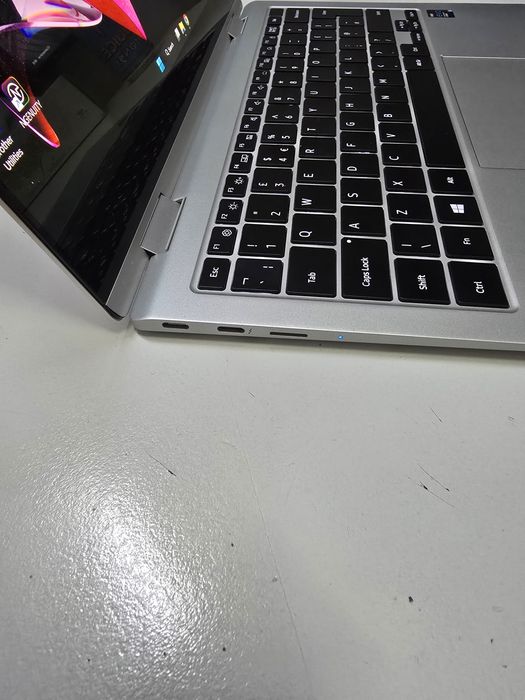 Samsung Ultrabook Galaxy Pro 360 5G + Husa