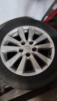 Vand 4 jante R16 originale  Toyota Auris