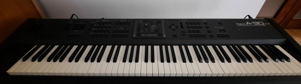 Roland A90 Expandable controller