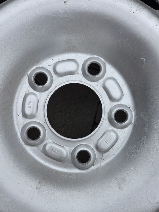 Jante tabla R15 - Ford -Peugeot =  5×108