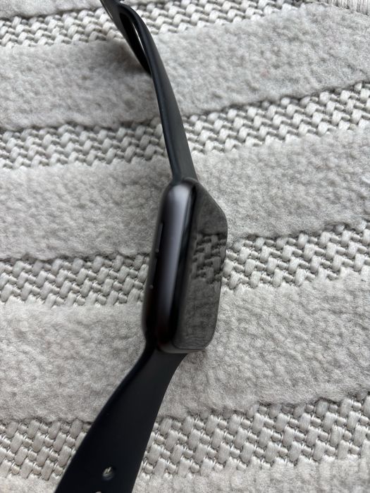 Apple Watch SE 44 space gray