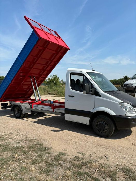 Mercedes Sprinter 518,an 2009,cu basculare trilaterala, Iveco