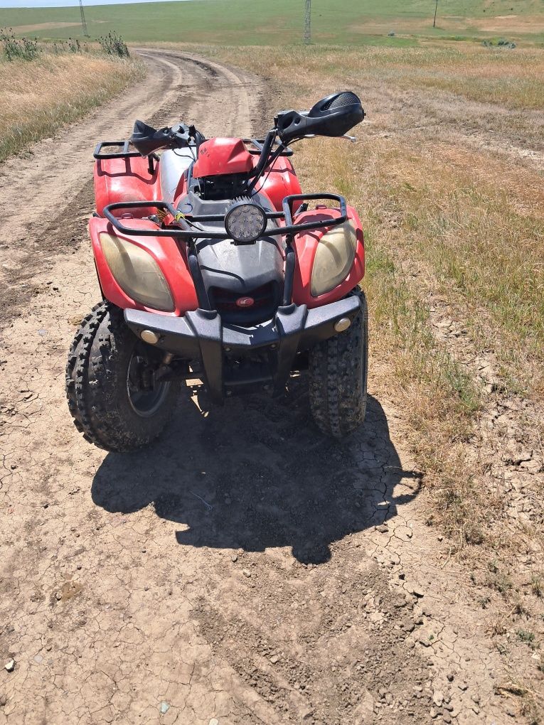 Vind atv kymco de 80cc trage bine
