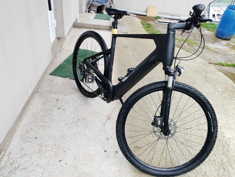 Vând bicicleta electrica Bosch CX preț 3000 de lei negociabil