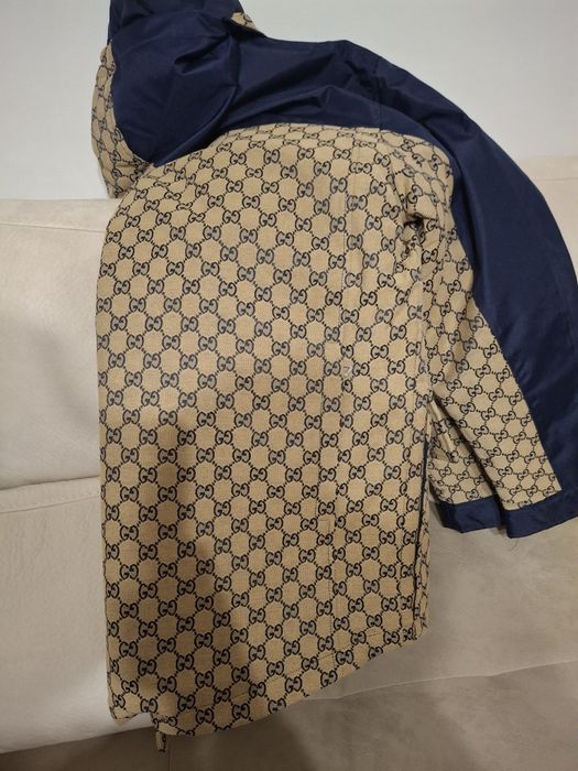Продавам ,яке на ,Gucci