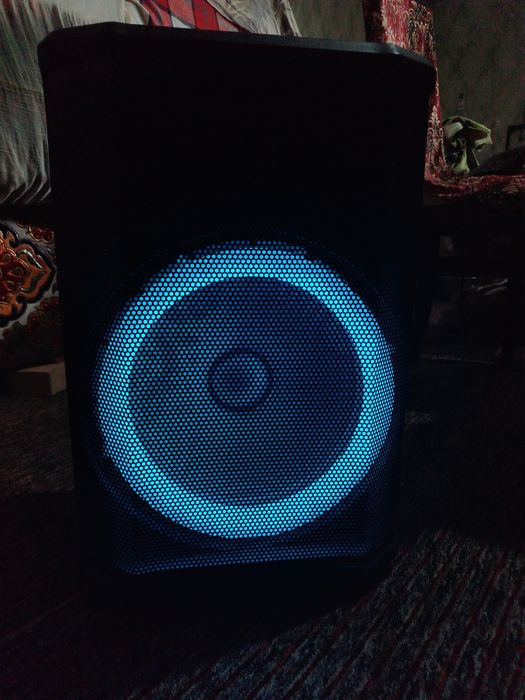 kalonka 1 ta mikrafon zaryatkasi 6-7 soat narxi 900 yana kelishamiz