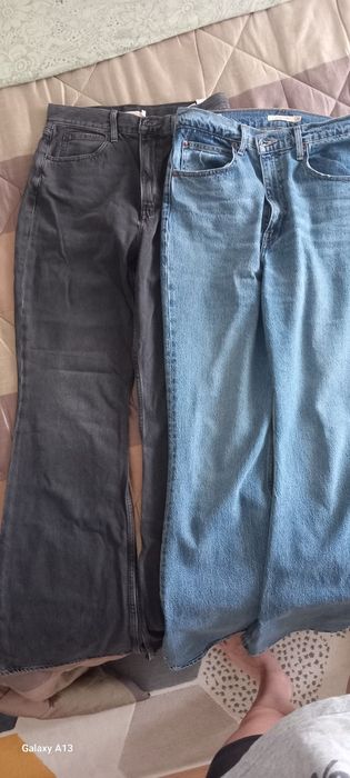 Blugi Levi's 70's high flare