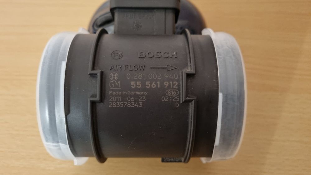 Debitmetru Opel Astra J 1.7 CDTi GM55561912