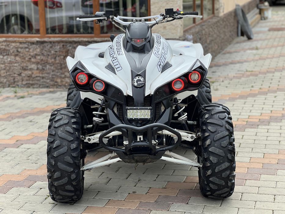Can am Renegade 800R / 72 cai / 2011 / NR. Negru / Stare foarte buna!