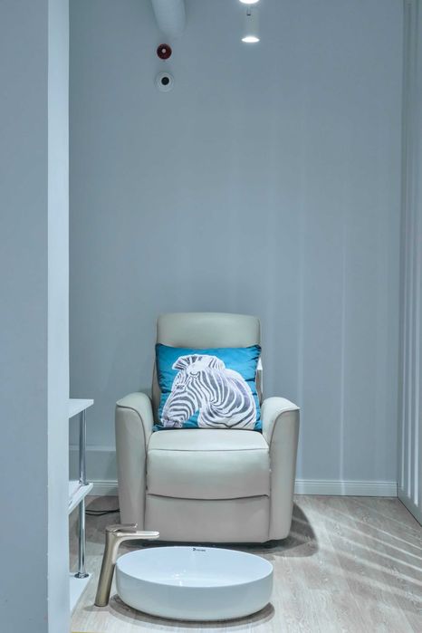 Педикюрное косметологическое кресло