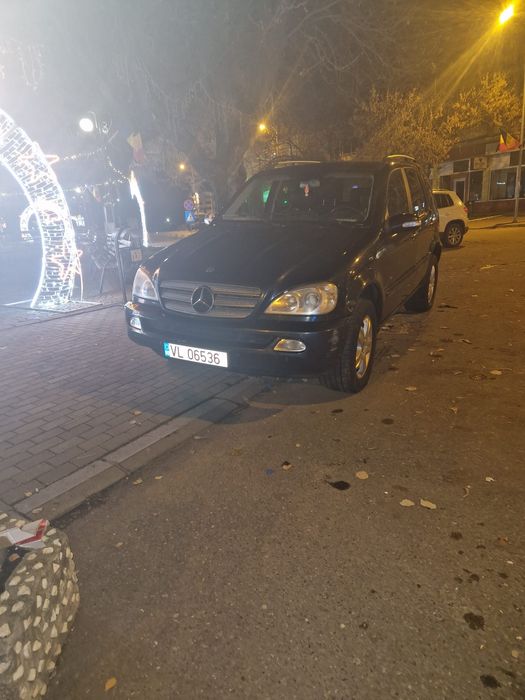 Mercedes-Benz ML Autoutilitara