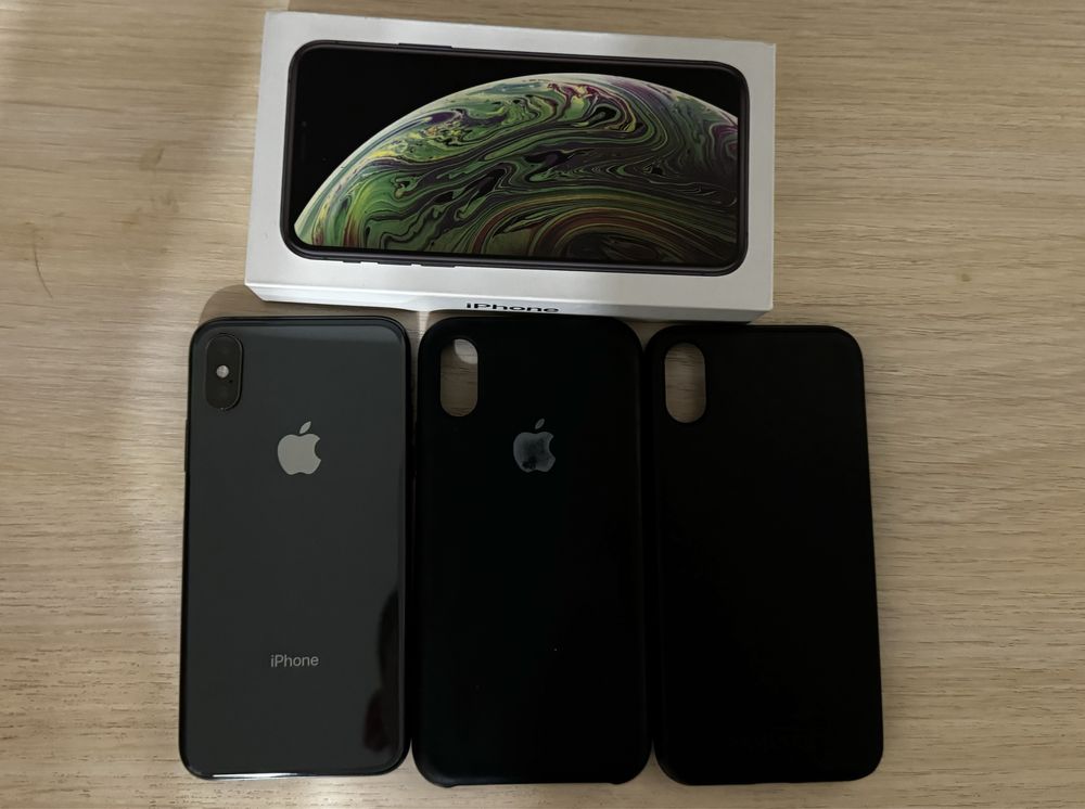 Продам iPhone Xs