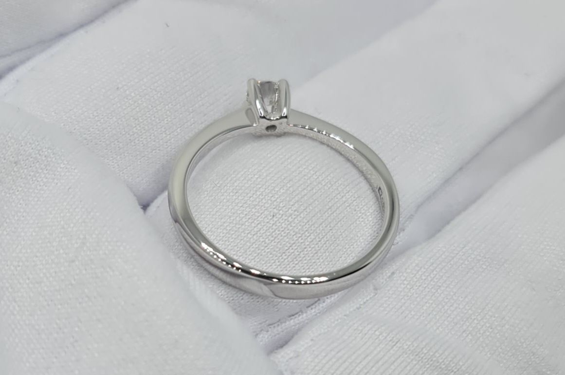 Inel de logodnă solitaire aur alb 18k diamant natural 0,19ct
