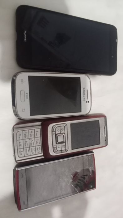 Продам  совые телефоны