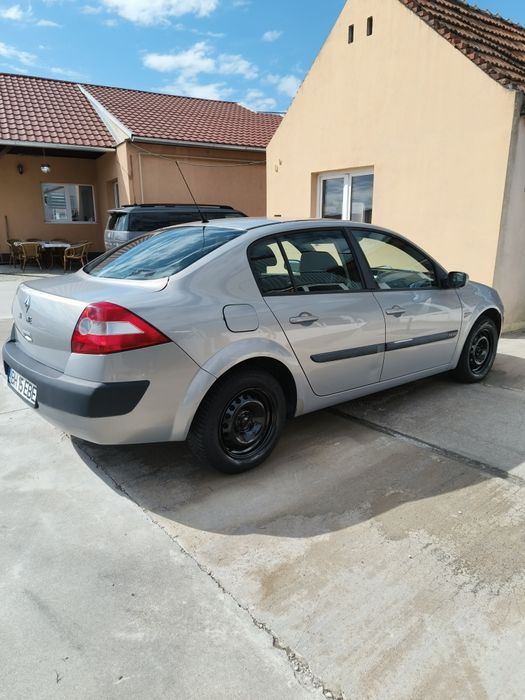 Vând / Schimb Renault Megane Sedan 1.4 16V