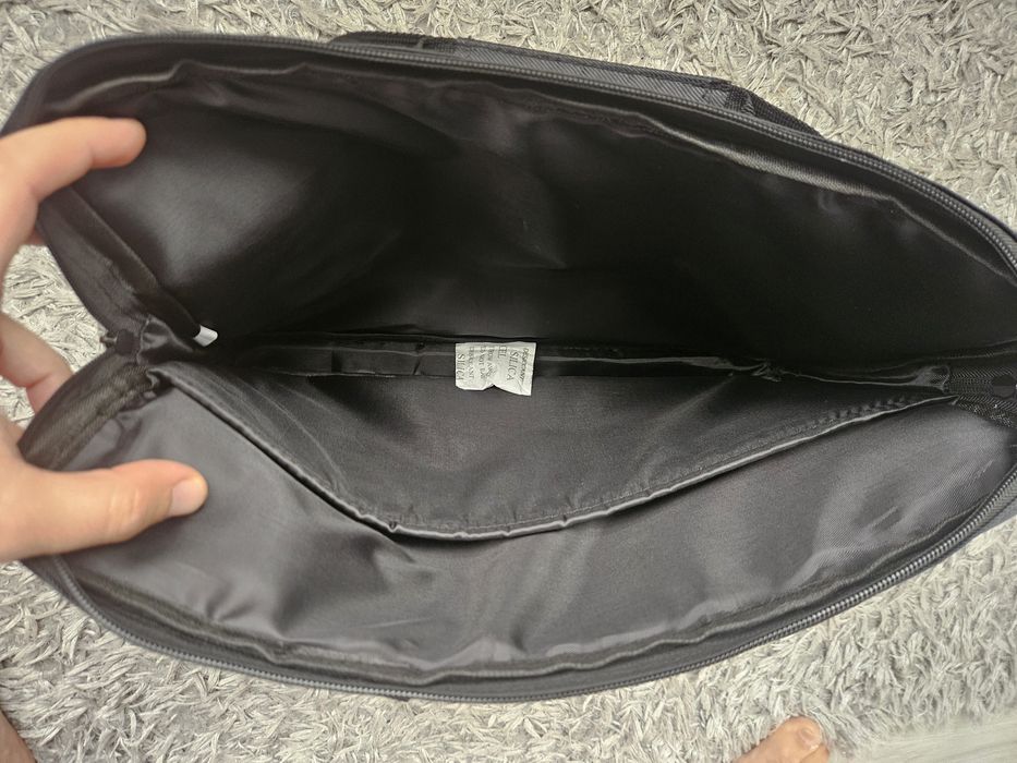 Geanta laptop neagra noua