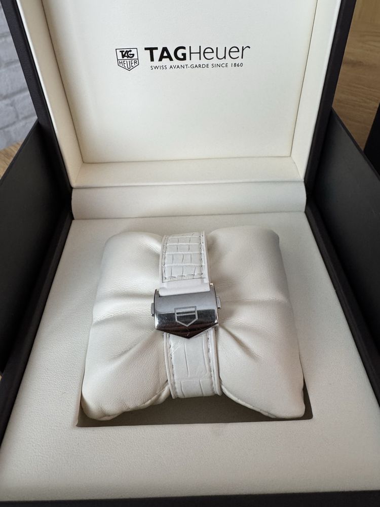 Дамски часовник TAGHeuer carrera diamond