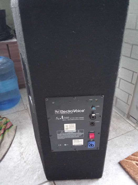 продам активную колонку Electro-Voice.SV A 360