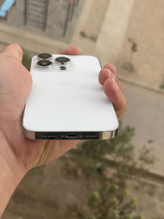 Iphone 14 pro Silver