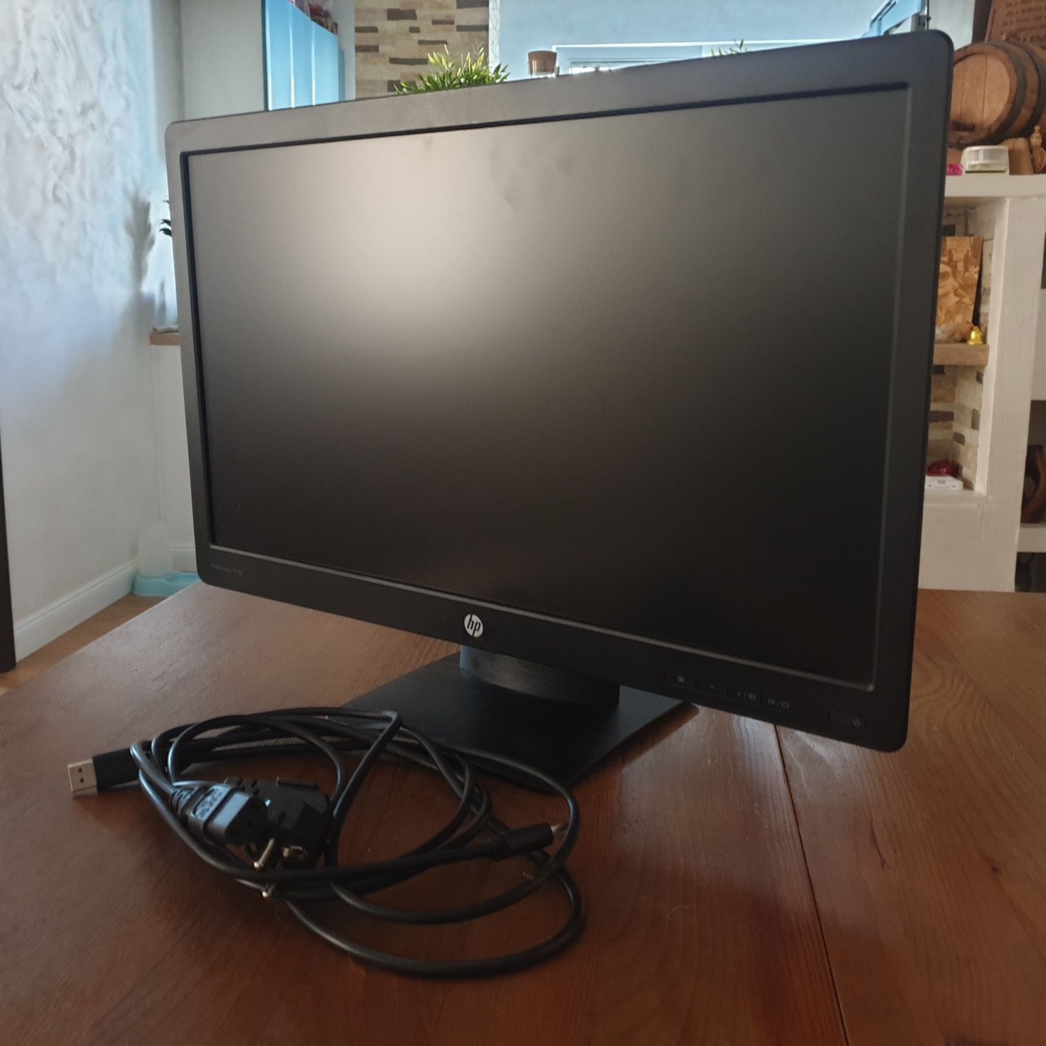 23" монитор HP Prodisplay p232