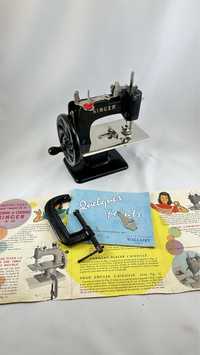 Masina de cusut Singer miniatura jucarie model vechi vintage colectie