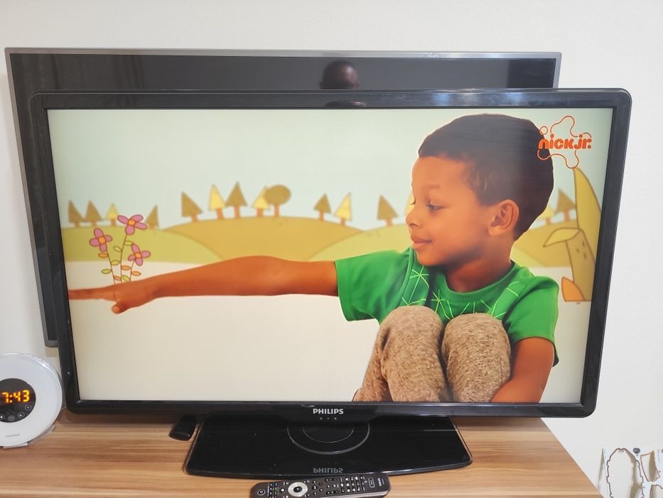 Televizor Philips 107 cm hdmi euroscart