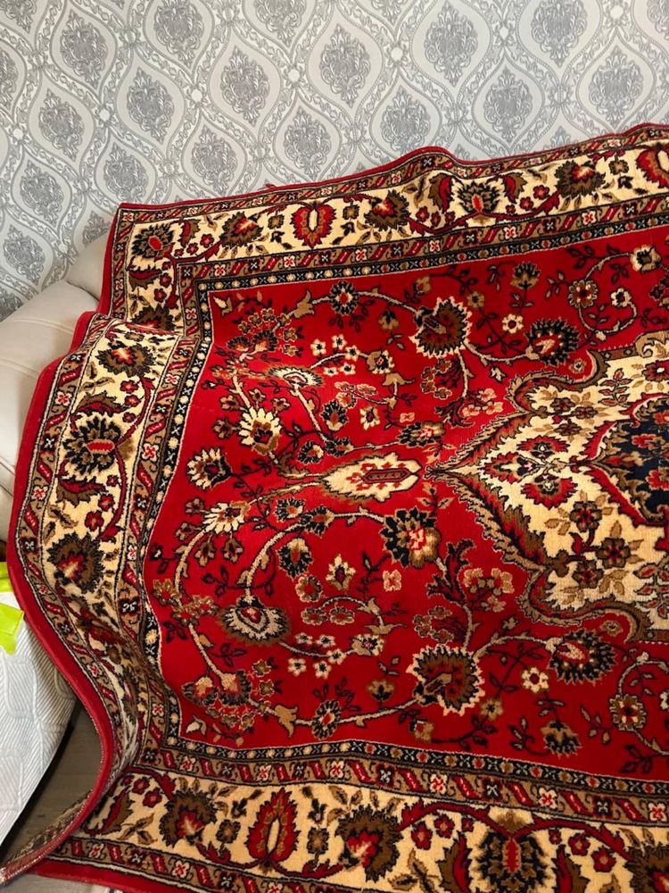 Продам ковер чисто шерстяной
