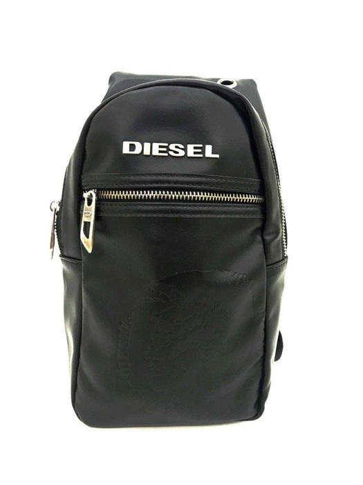 Мъжка чанта тип банан Diesel 012 !