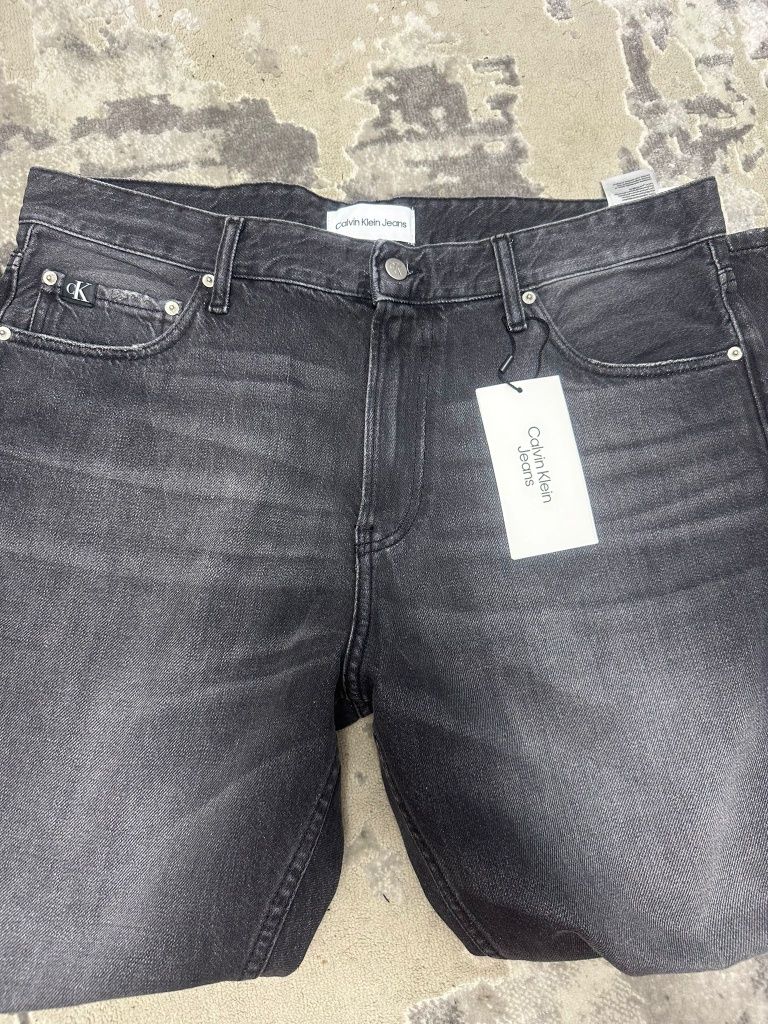 Blugi calvin Klein