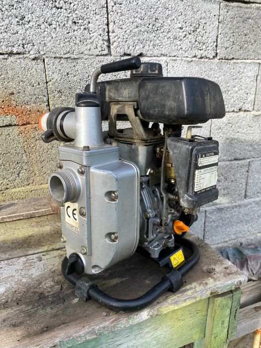 Моторна, бензинова помпа за вода