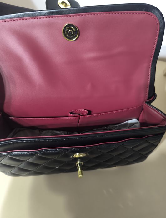 Geanta Chanel black