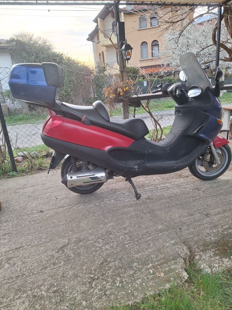 Piaggio X9 250кубика-Honda