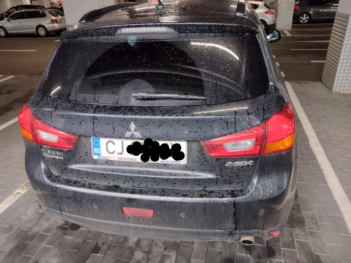 Vând urgent Mitsubishi asx 4x4