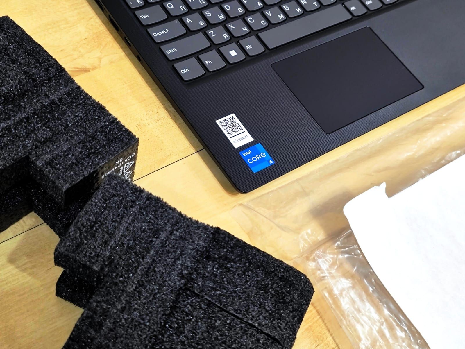 x12 ядер Core i5-13H ОЗУ 16 Гб SSD M2 ноутбук срочно  продам Тастак