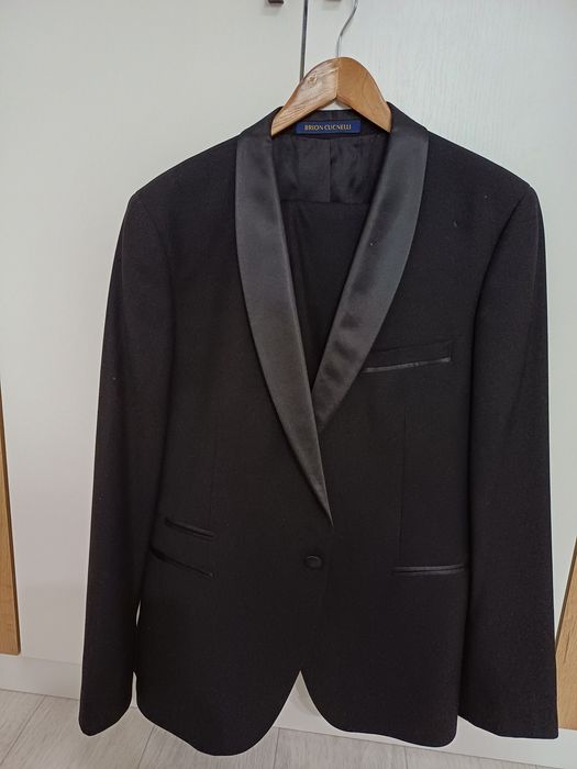 Отдам за шоколадку костюм фрак мужской с брюками, одевали 1 раз