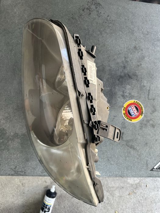 Far stanga bmw e87 seria 1