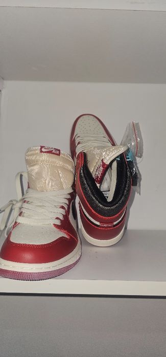 Nike Air Jordan 1 Retro High OG Chicago Lost and Found NOI Cadou Ideal
