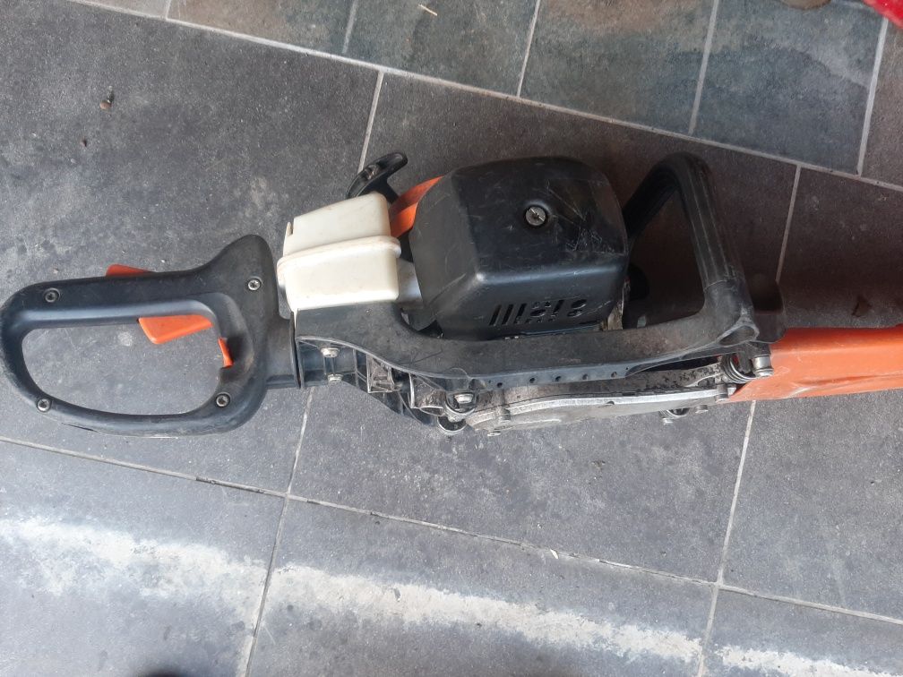 Vand moto foarfeca Stihl hs 82R