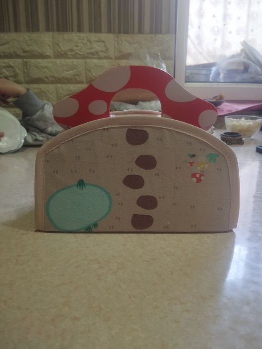 Продаю детскую игрушку.