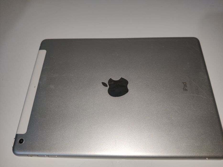 ipad air 1 model A1475