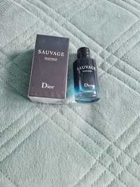 Парфюм на Dior sauvage